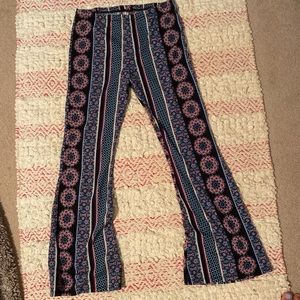 FLARED PATTERNED PANTS